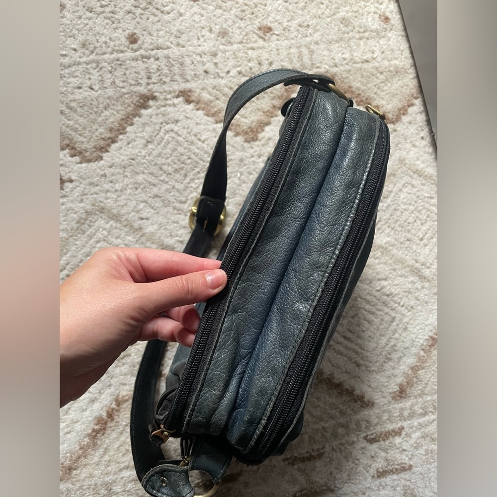 VTG Down Home Leather Deep Blue 100% Leather Shoulder Crossbody Bag Camera Style - Picture 7 of 12